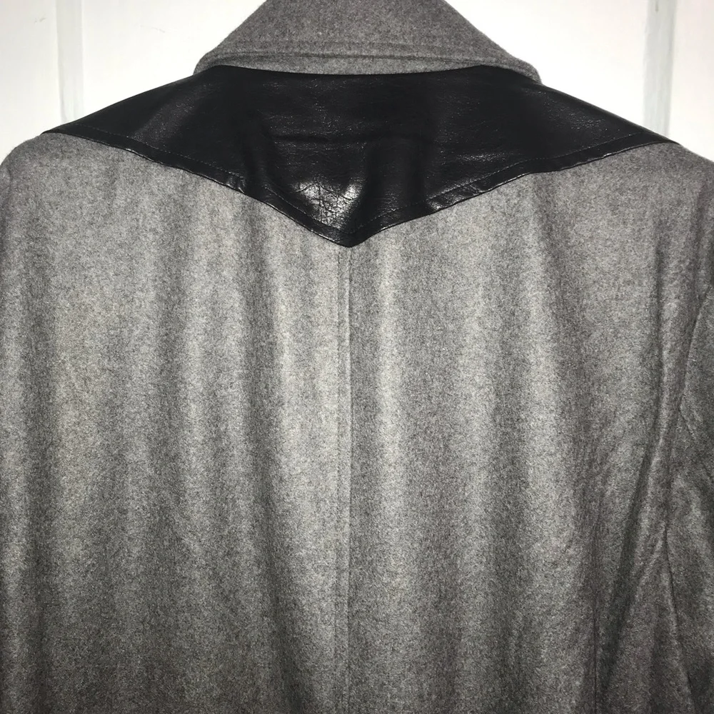 Women’s Wool Winter Coat - Picture 6 of 15